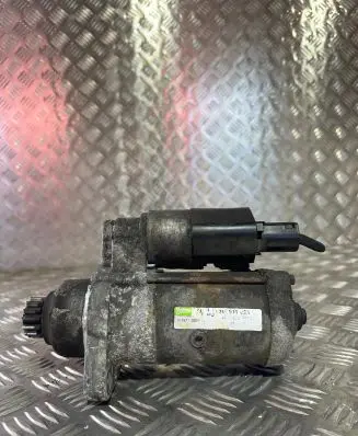Volkswagen PASSAT B7 Starter motor 02M911024