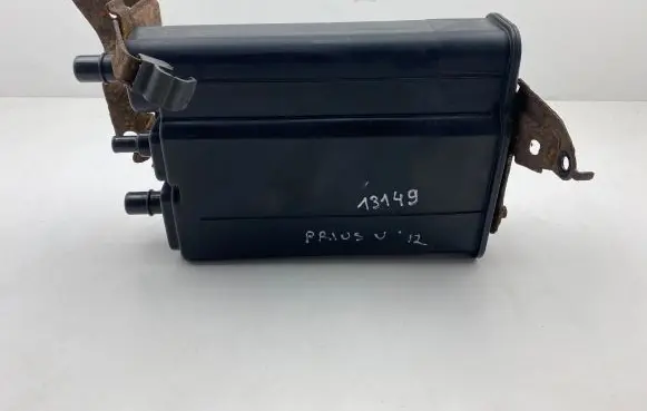 Toyota Prius+ (ZVW40) Active carbon filter fuel vapour canister 7774047080