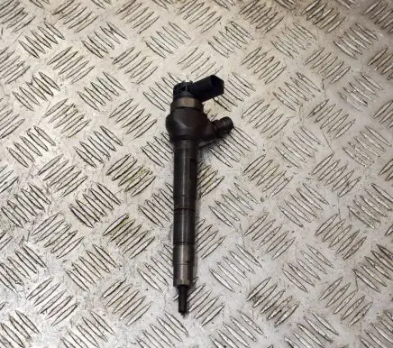 Audi A3 S3 8V Fuel injector 04L130277E 0445110475