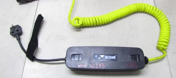 Mercedes-Benz C W205 Electric car charging cable A0005834400