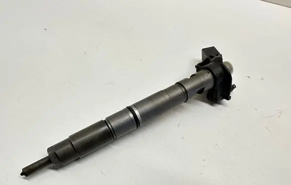 Audi A6 S6 C6 4F Fuel injector 059130277q 040504 0445115004