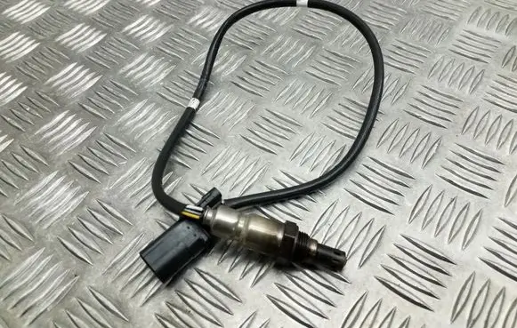 Volkswagen Golf VII Lambda probe sensor 04L906262A