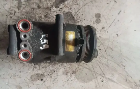 Volvo V50 Air conditioning (A/C) compressor (pump) 3M5H19D829AB