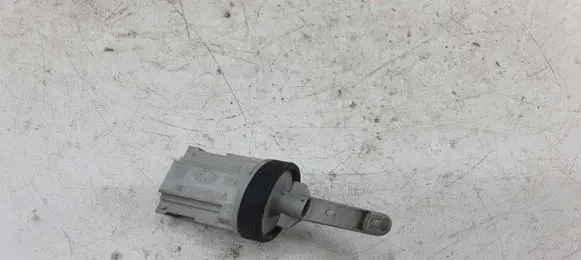 Audi A4 S4 B7 8E 8H Other devices 120307 1536