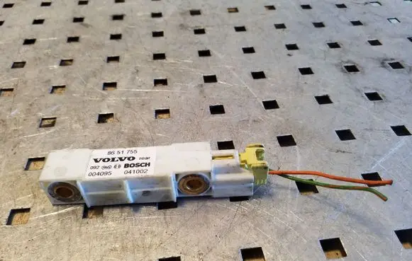 Volvo XC90 Airbag deployment crash/impact sensor 8651755