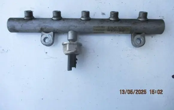 Citroen C5 Fuel main line pipe 5WS40041
