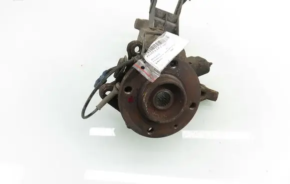 Peugeot 206 Front wheel hub spindle knuckle