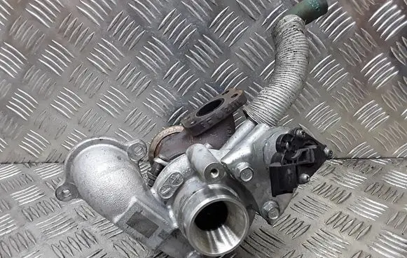 Peugeot 2008 I Turbo 9678283680