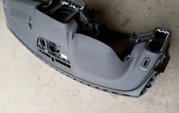 Volvo XC40 Dashboard 311700601