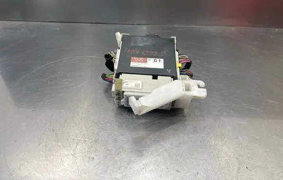 Toyota Prius (XW20) Comfort/convenience module 8922147140 2380002162