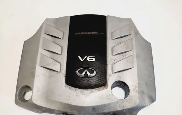 Infiniti FX Engine cover (trim)