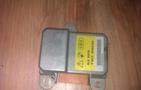 Rover 214 - 216 - 220 Airbag control unit/module ywc105220