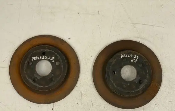 Toyota Prius xw60 Rear brake disc