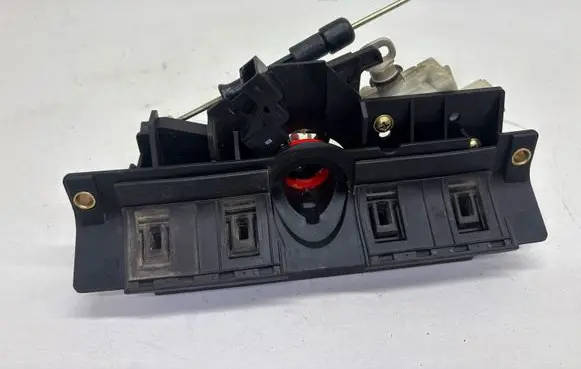 Audi A6 S6 C5 4B Tailgate/trunk/boot lock/catch/latch 