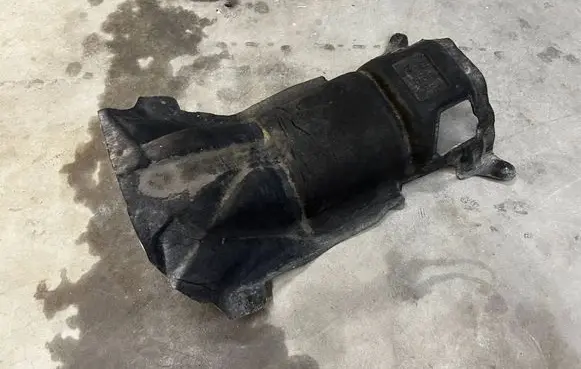 Exhaust heat shield