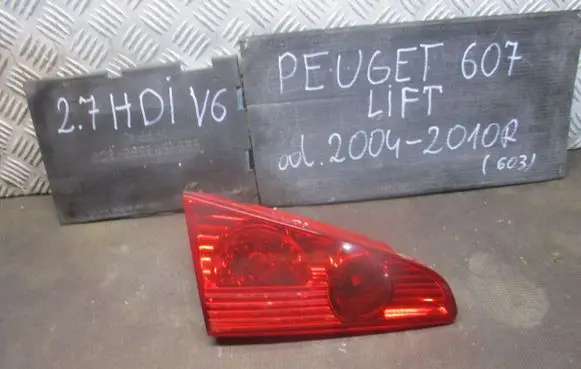 Peugeot 607 Rear/tail lights