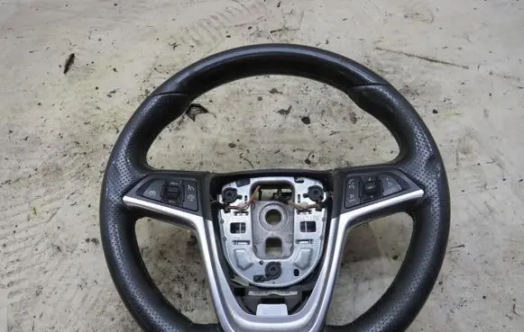 Opel Zafira C Steering wheel KRIS235789