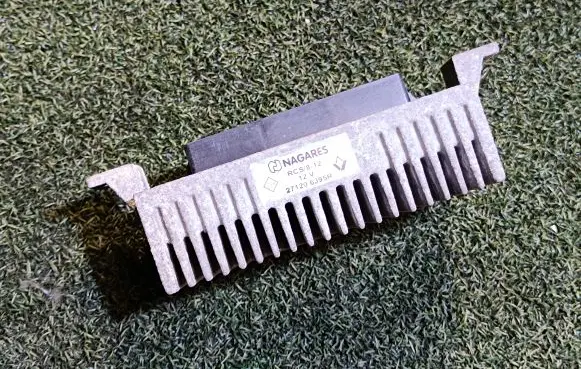 Opel Vivaro Glow plug pre-heat relay 271206395R