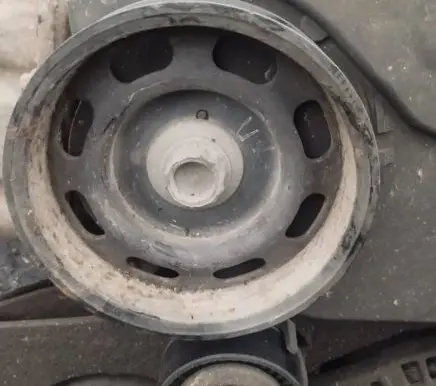 Volkswagen Tiguan Crankshaft pulley
