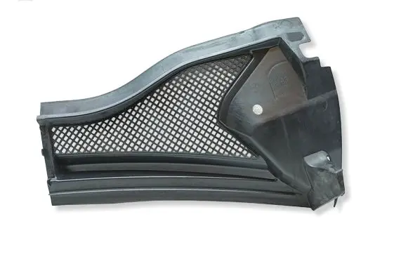 Mercedes-Benz B W246 W242 Wiper trim A2468350500