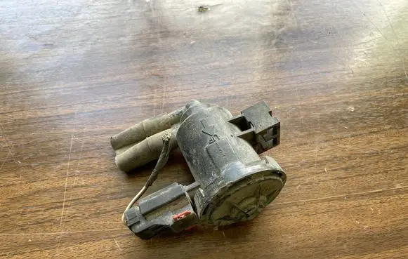 Chrysler Sebring (ST-22 - JR) Turbo solenoid valve