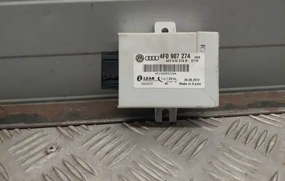 Audi Q7 4L Tire pressure control unit 4F0907274