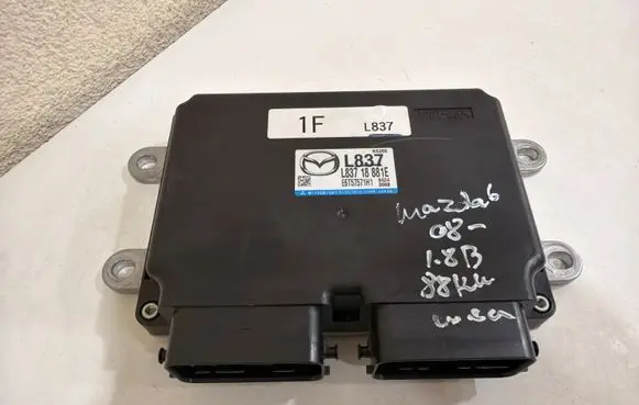 Mazda 6 Engine control unit/module L83718881E