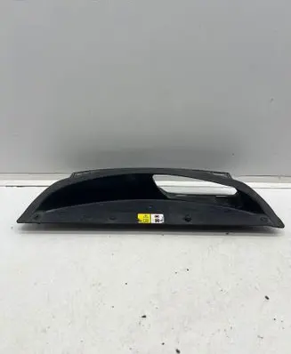 Jaguar XE Air intake duct part 8H228653AA
