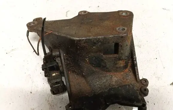 Opel Astra H Engine mounting bracket 069293