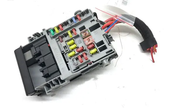 Opel Zafira C Fuse box set 13222786