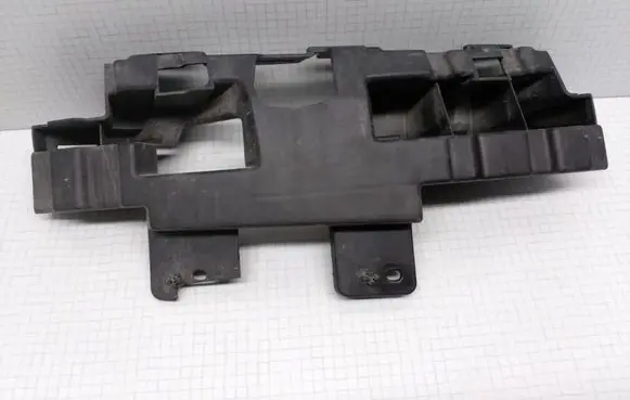 Ford Focus C-MAX Front bumper mounting bracket 3M5117E856AF D2A3B