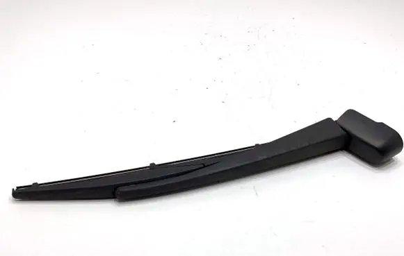 Mazda CX-3 Rear wiper blade arm 
