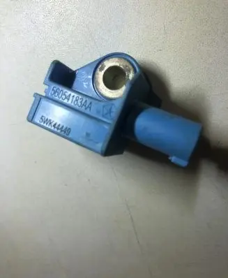 Chrysler Town & Country V Airbag deployment crash/impact sensor 56054183AA 5WK44449