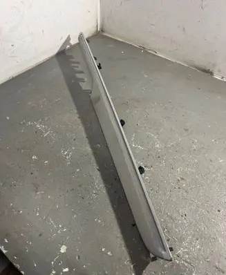 Porsche Macan (95B) Front door card panel trim 95B867410T