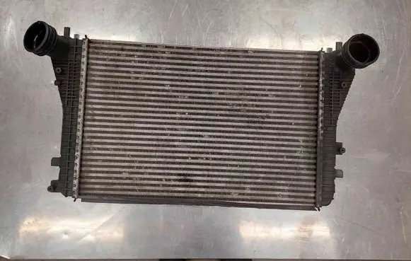 Volkswagen PASSAT B6 Intercooler radiator 3C0145805G