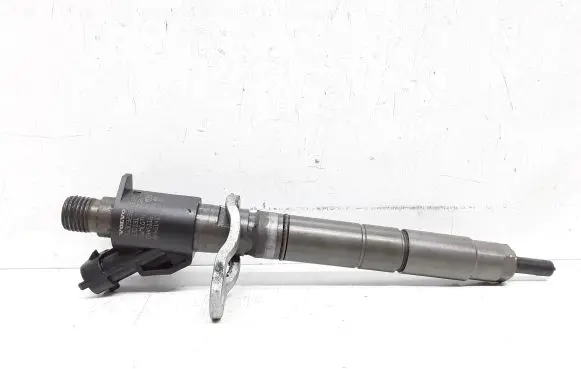 Volvo V40 Fuel injector 31303238 0445116046