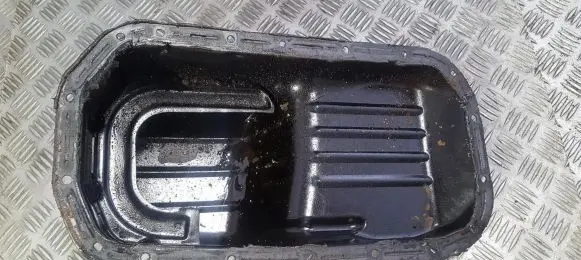 Oil sump