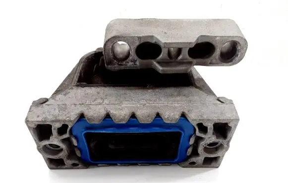 Volkswagen PASSAT B7 Engine mount bracket 1K0199262
