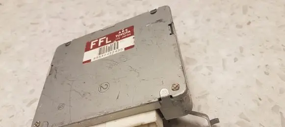 Toyota Corolla E110 Engine control unit/module 8954012490