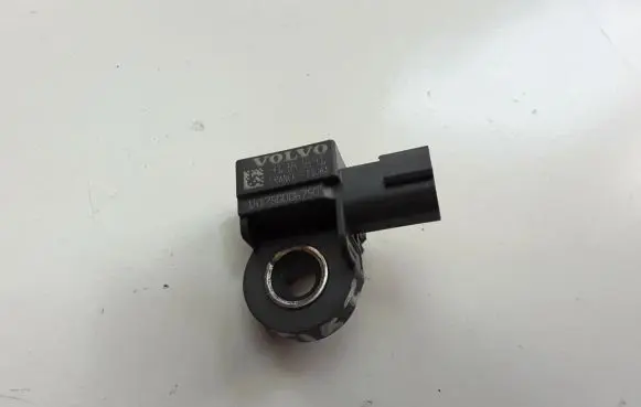 Volvo V40 Airbag deployment crash/impact sensor 31387891