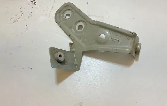 BMW 3 G20 G21 Fender mounting bracket 7419404 35322