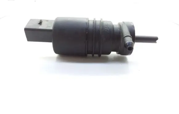 Mercedes-Benz E W211 Windscreen/windshield washer pump