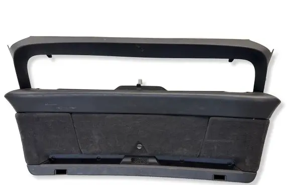 Audi A6 S6 C6 4F Tailgate trim 4F9867979 4F9867973