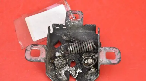 Fiat Linea Engine bonnet/hood lock/catch