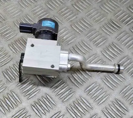 Toyota Prius (XW50) Air conditioning (A/C) expansion valve 4475200080