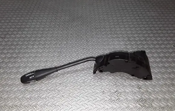 Chrysler 300 - 300C Cruise control stalk 01311205