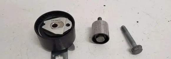 Opel Insignia A Timing belt tensioner 55499621 8Z09ZL 126C23