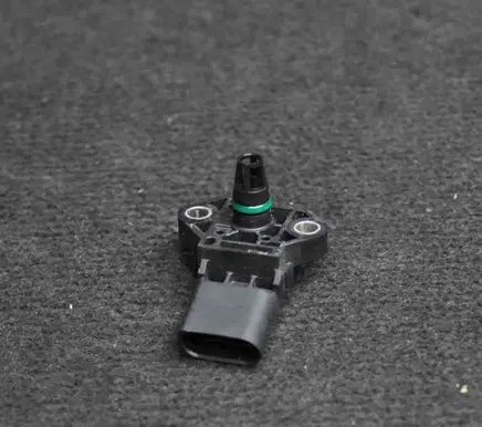 Audi A3 S3 8P Air pressure sensor 0261230267 03G906051D
