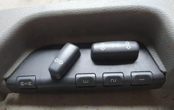 Volvo S80 Seat control switch 9174419