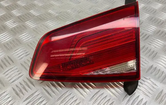 Volkswagen PASSAT B8 Tailgate rear/tail lights